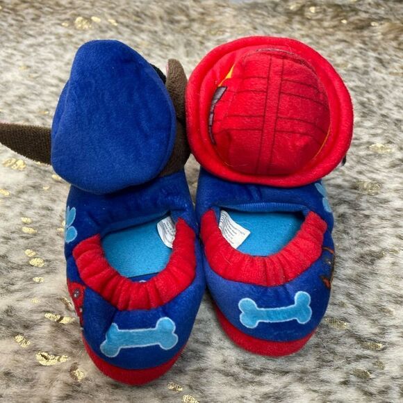5 for $25🔥Paw Patrol Chase & Marshal Red & Blue Slippers Toddler Size 5-6 - Picture 3 of 7